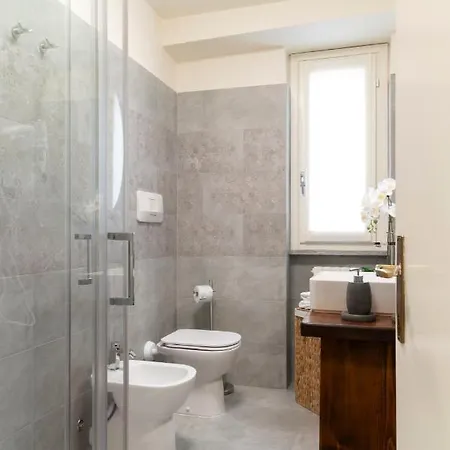 Maison d'hôtes Flowers Stanza Privata Tra Como E Milano *